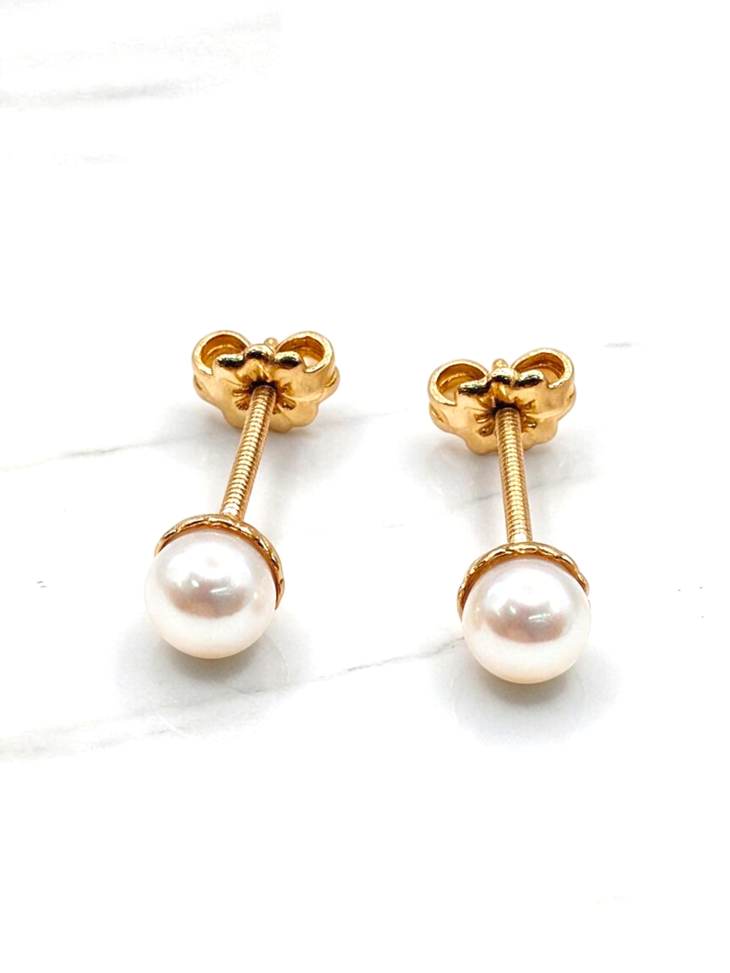 Aros perla cultivada 5 mm Oro 18k  5