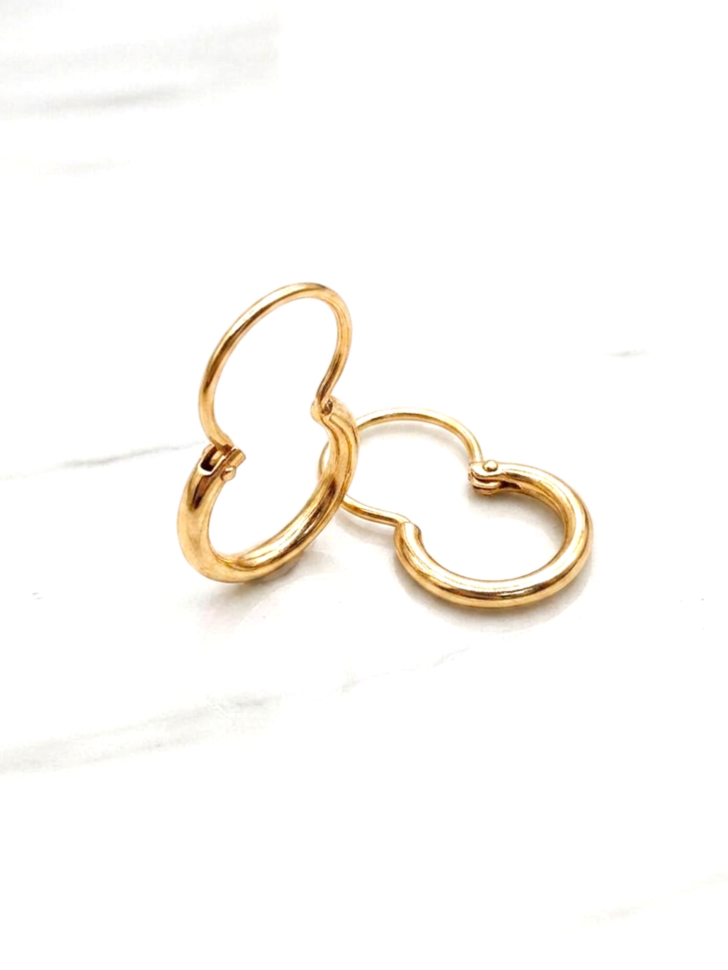 Aros argolla con gancho número  1 Oro 18k 4