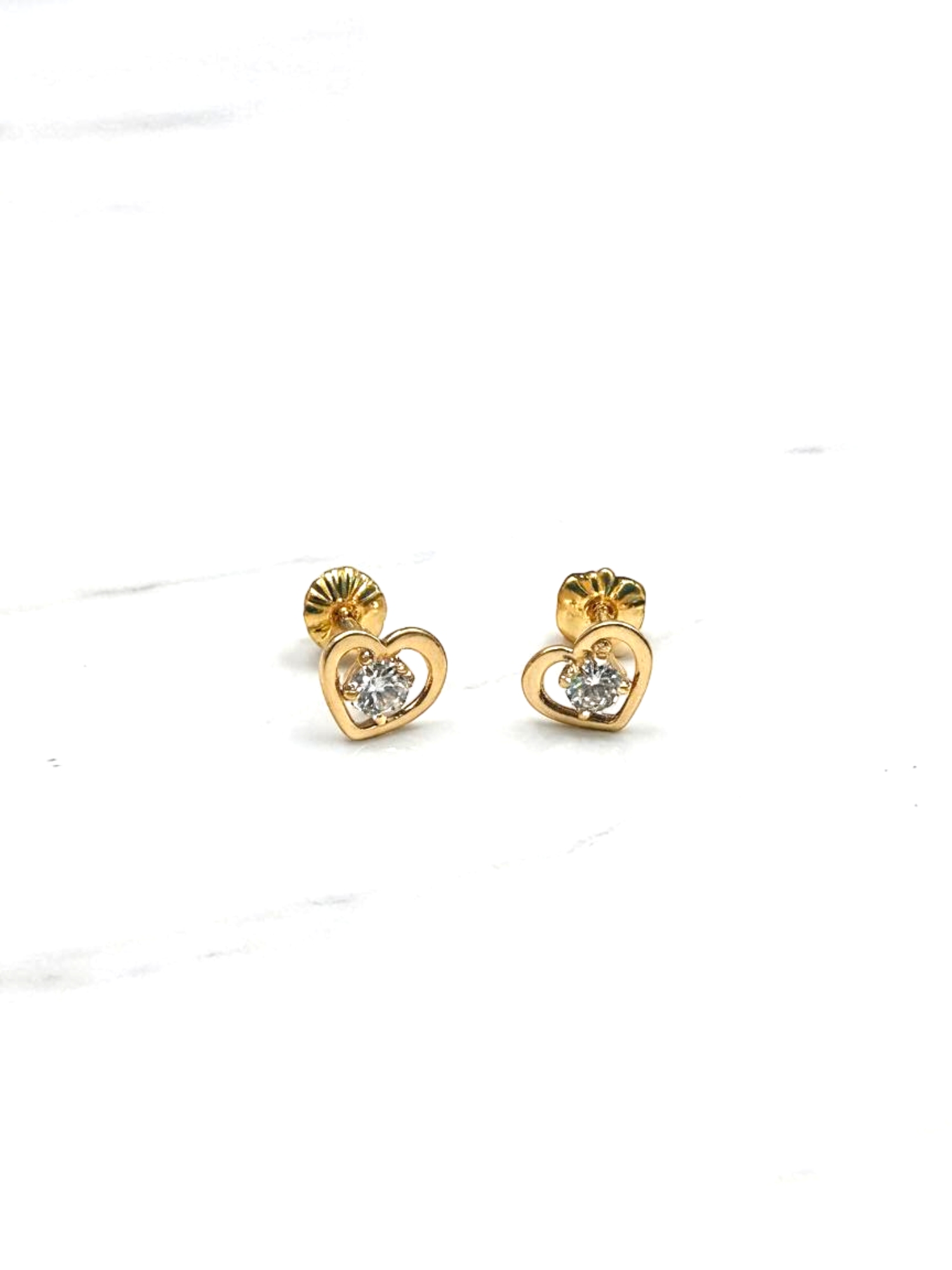 Aros corazón con circón estándar Oro 18k 1