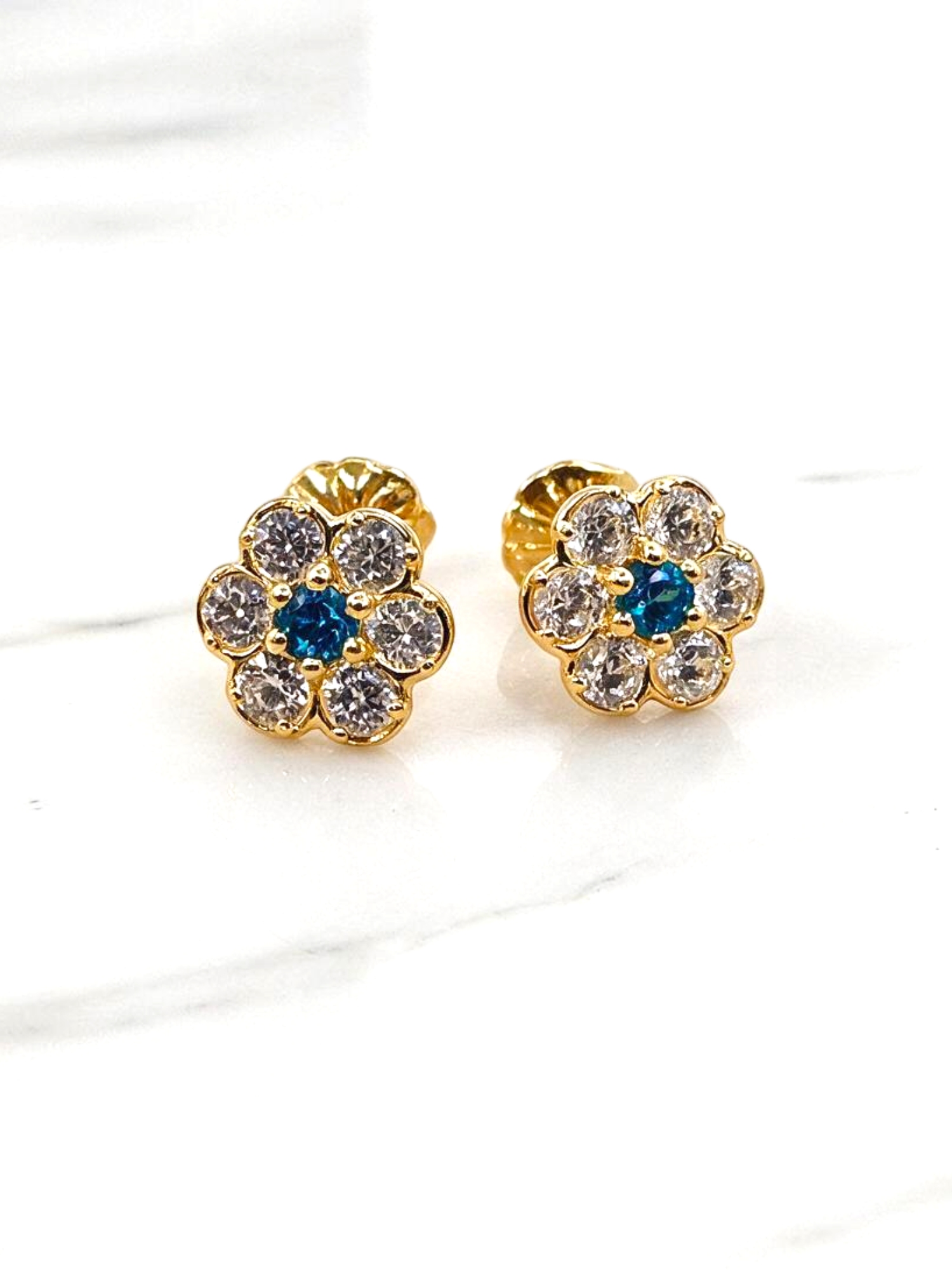 Aros rosa circónes y agua marina Oro 18k 3