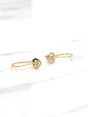 Aros corazón circón gancho fijo Oro 18k