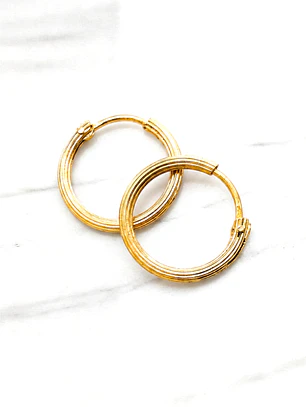 Aros Argollas tubo talladas Oro 18k