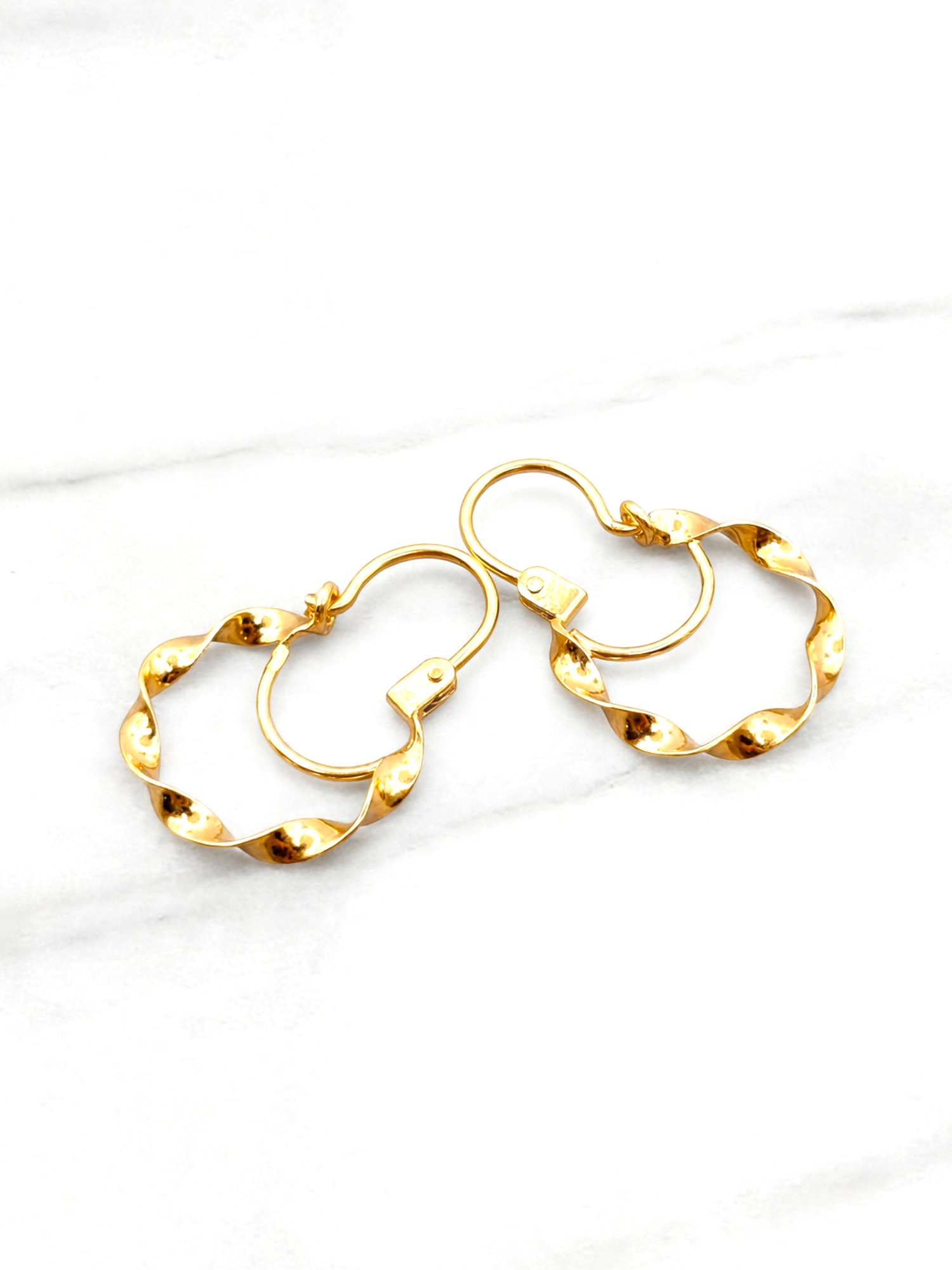 Aros argolla entorchado 2.3 cm Oro 18k  1