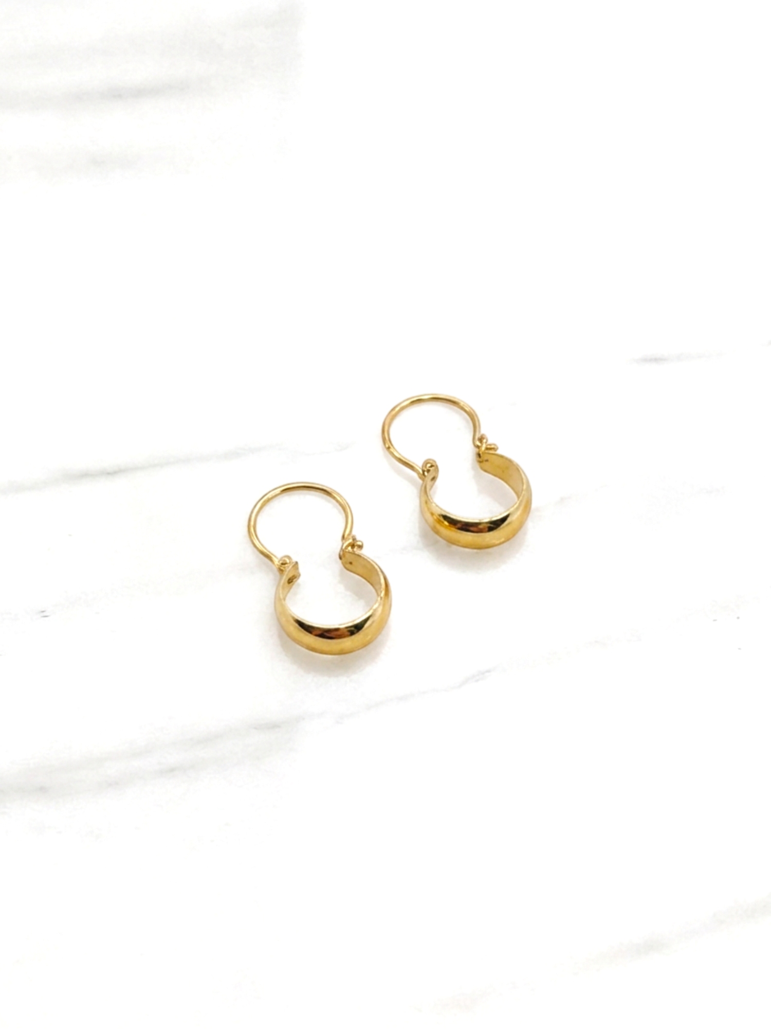 Aros bote número 1 Oro 18k 2