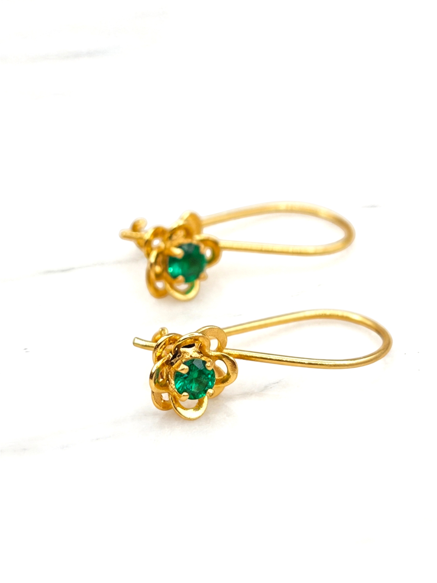 Aros flor esmeralda colgantes oro 18k  1