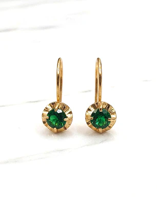 Aros chaton con gancho esmeralda Oro 18k