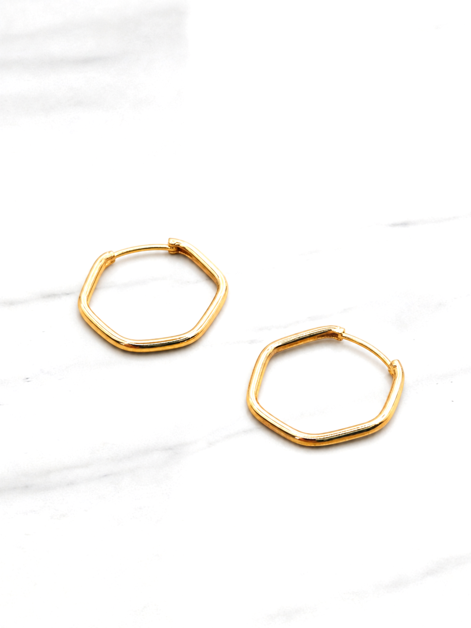 Aros argollas hexagonal Oro 18k 3