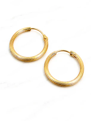 Aros argolla tallada 1.9 cm Oro 18k 