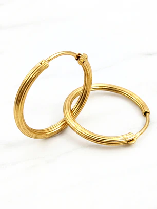 Aros argolla tallada 1.9 cm Oro 18k 
