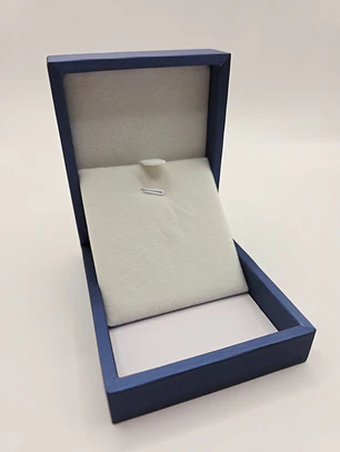Caja de cadenas azul