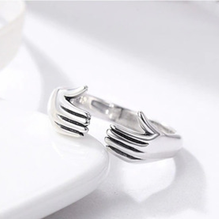 Anillo Manos Abrazo Plata 925 2