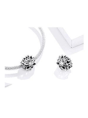 Charm Flor de Loto Plata 925