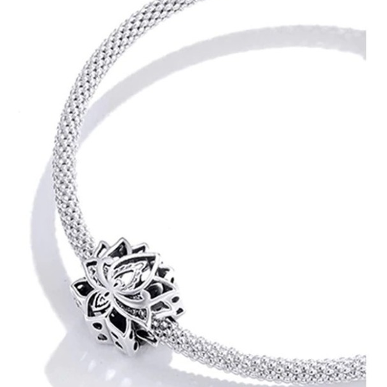 Charm Flor de Loto Plata 925 3