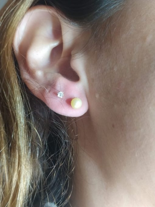 Aros perla cultivada 5 mm 1.5 grs Oro 18k 2