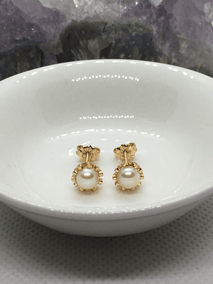Aros cuello payaso perla cultivada 8 mm 2.3 grs Oro 18k