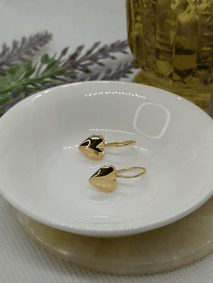 Aros corazón colgante gancho fijo 1.6 grs Oro 18k