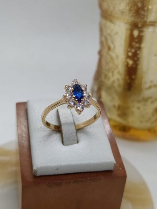 Anillo Lady zafiro y circónes 3 grs Oro 18k 3