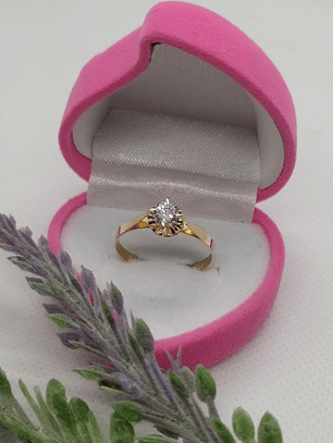 Anillo Chatón redondo circón 2.2 grs Oro 18k