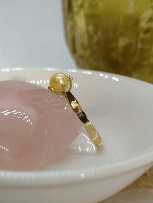 Anillo pistilo perla cultivada 5 mm 1.8 grs Oro 18k