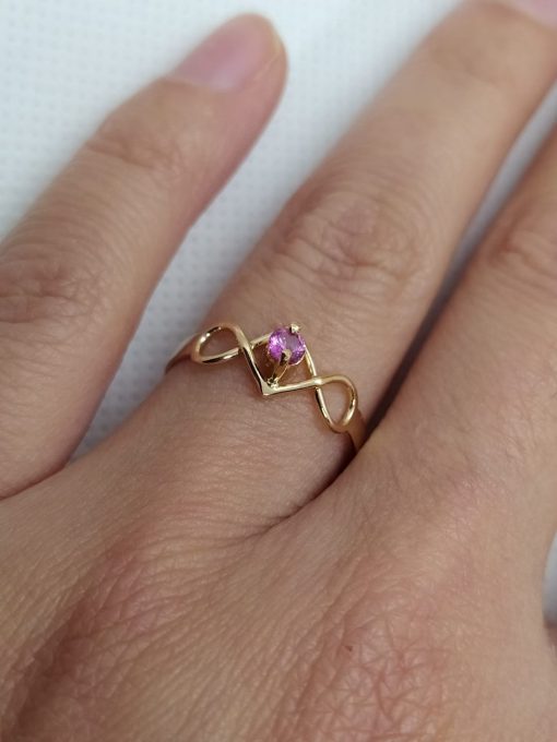 Anillo infinito rosa de Francia 1.5 grs Oro 18k 1