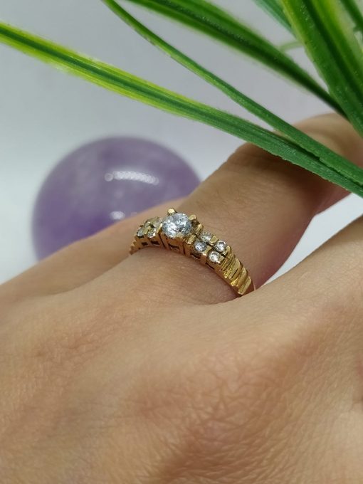 Anillo prana circón 3.5 grs Oro 18k 1