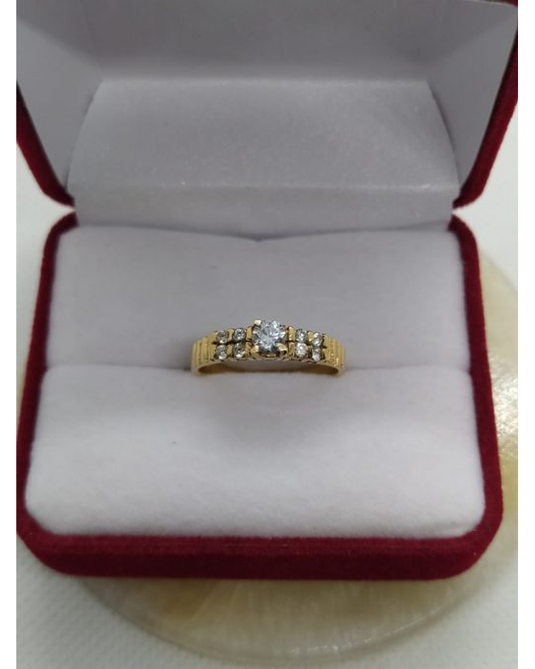 Anillo prana circón 3.5 grs Oro 18k