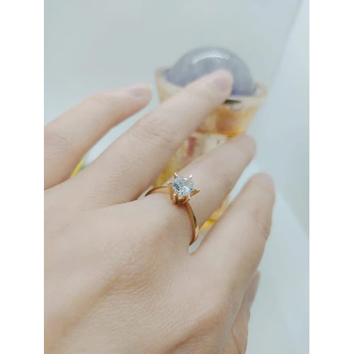 Anillo solitario de paleta circón 2.8 grs Oro 18k