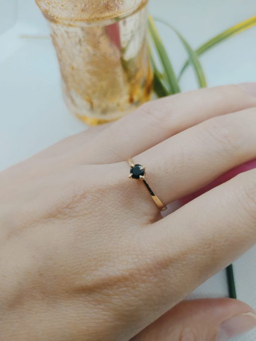 Anillo solitario ónix 2 grs Oro 18k 1