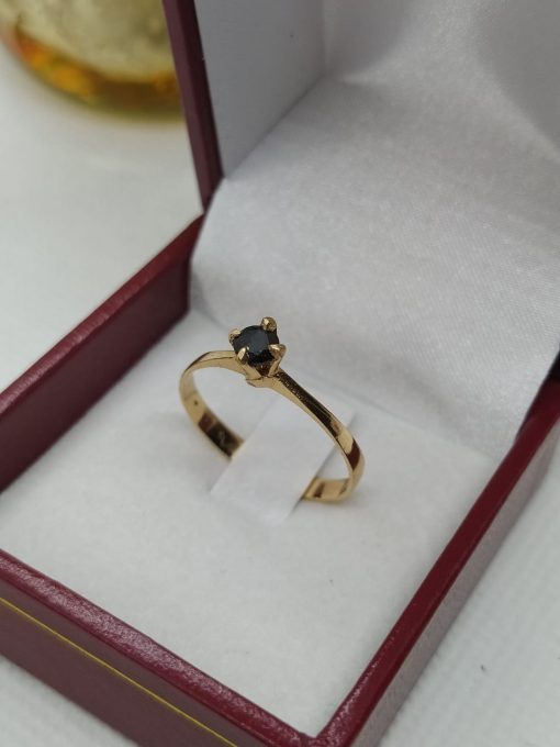 Anillo solitario ónix 2 grs Oro 18k 2