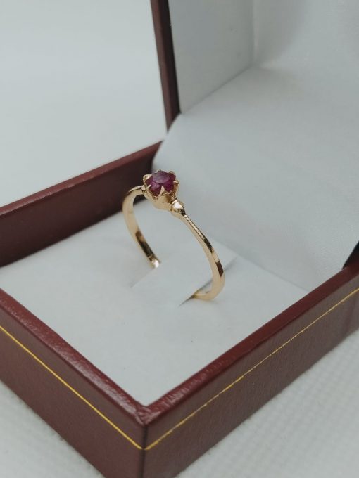 Anillo solitario rubí 2 grs Oro 18k 2