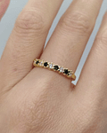 Anillo medio cintillo circón onix 3.3 grs Oro 18k