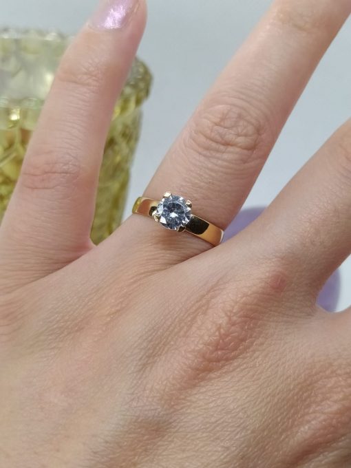 Anillo solitario ancho circón 2.9 grs Oro 18k 1