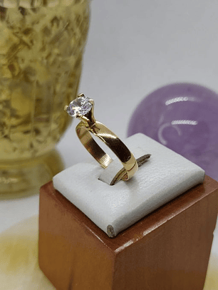 Anillo solitario ancho circón 2.9 grs Oro 18k