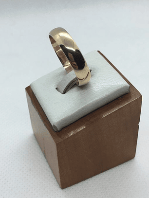 Argolla media caña 6 mm 5 grs Oro 18k