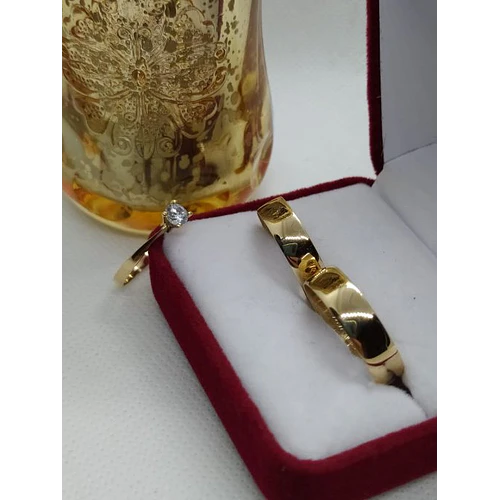 Argollas media caña 5 mm 5 grs más anillo de compromiso solitario circón 2 grs Oro 18k