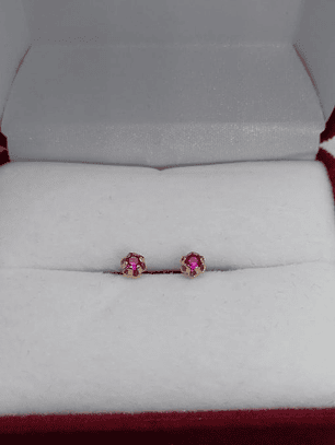 Aros Chatón italiano 4 mm rubí 1 gr Oro 18k