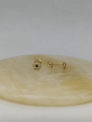 Aros flor circónes y onix 1.1 grs Oro 18k