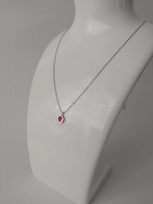 Cadena 50 cm y punto de luz rubí 3 grs Oro 18k