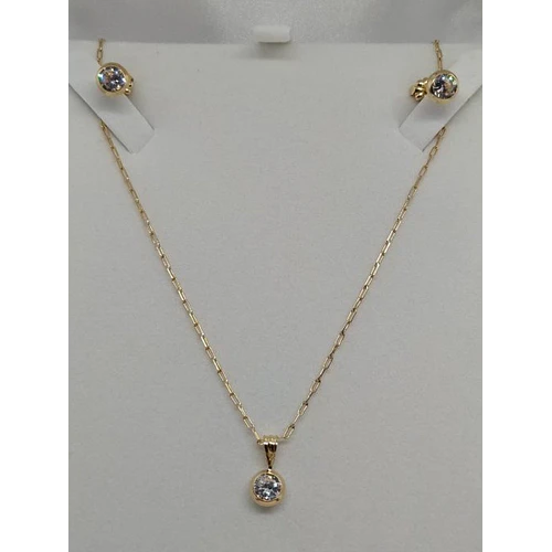 Conjunto punto de luz cadena 50 cm más aros 4.2 grs Oro 18k