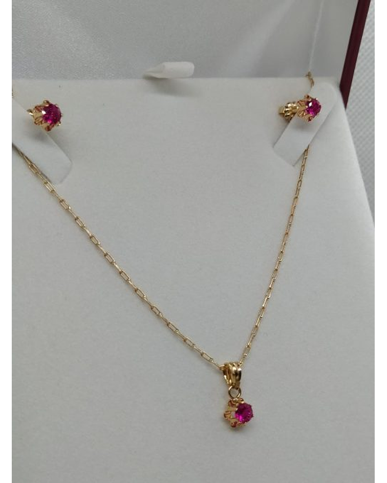 Conjunto cadena más aros Chatón italiano rubí 4.1 grs Oro 18k