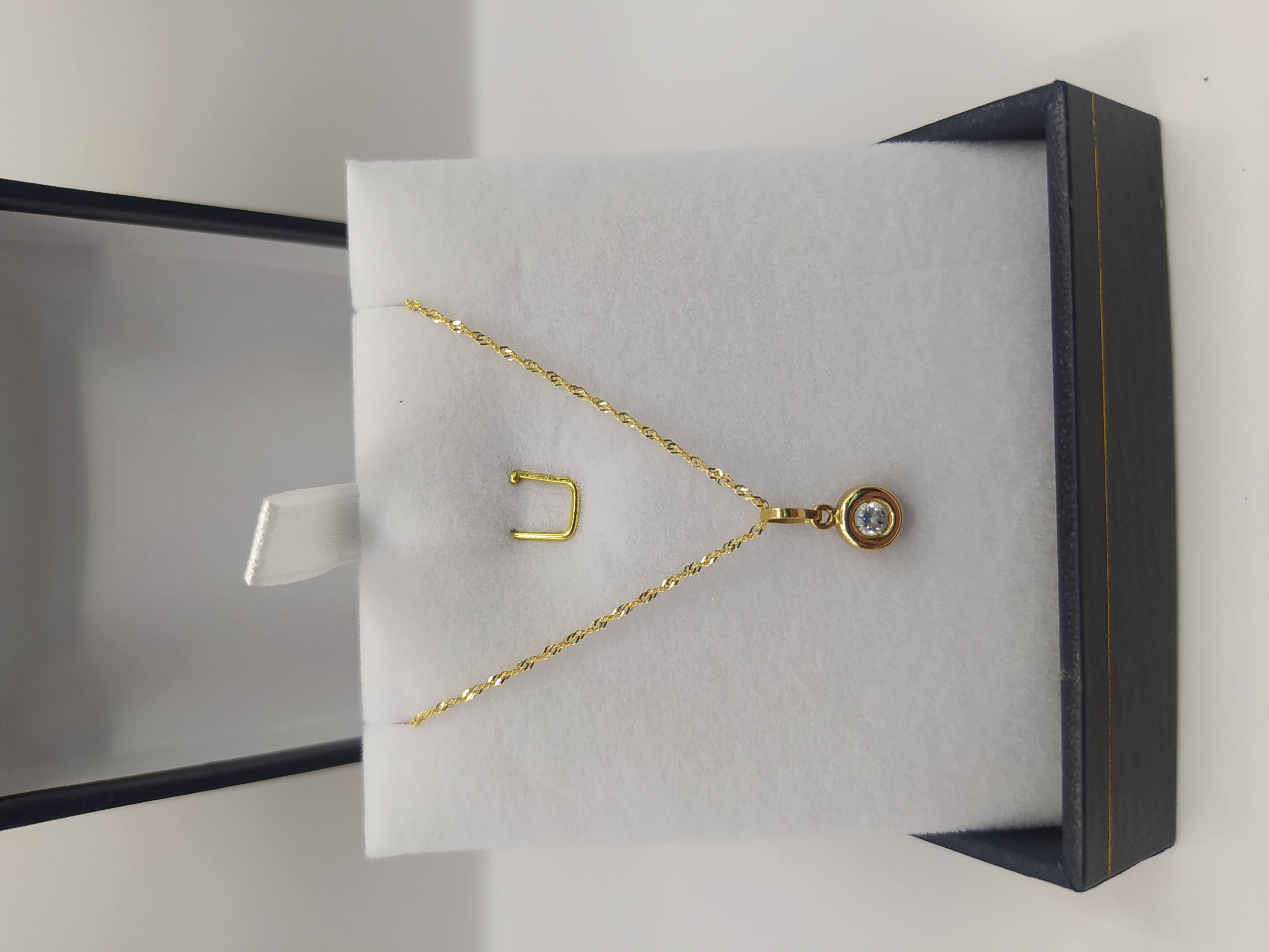 Cadena singapur 45 cm con punto de luz circón 1.6 grs de Oro italiano 18k 2