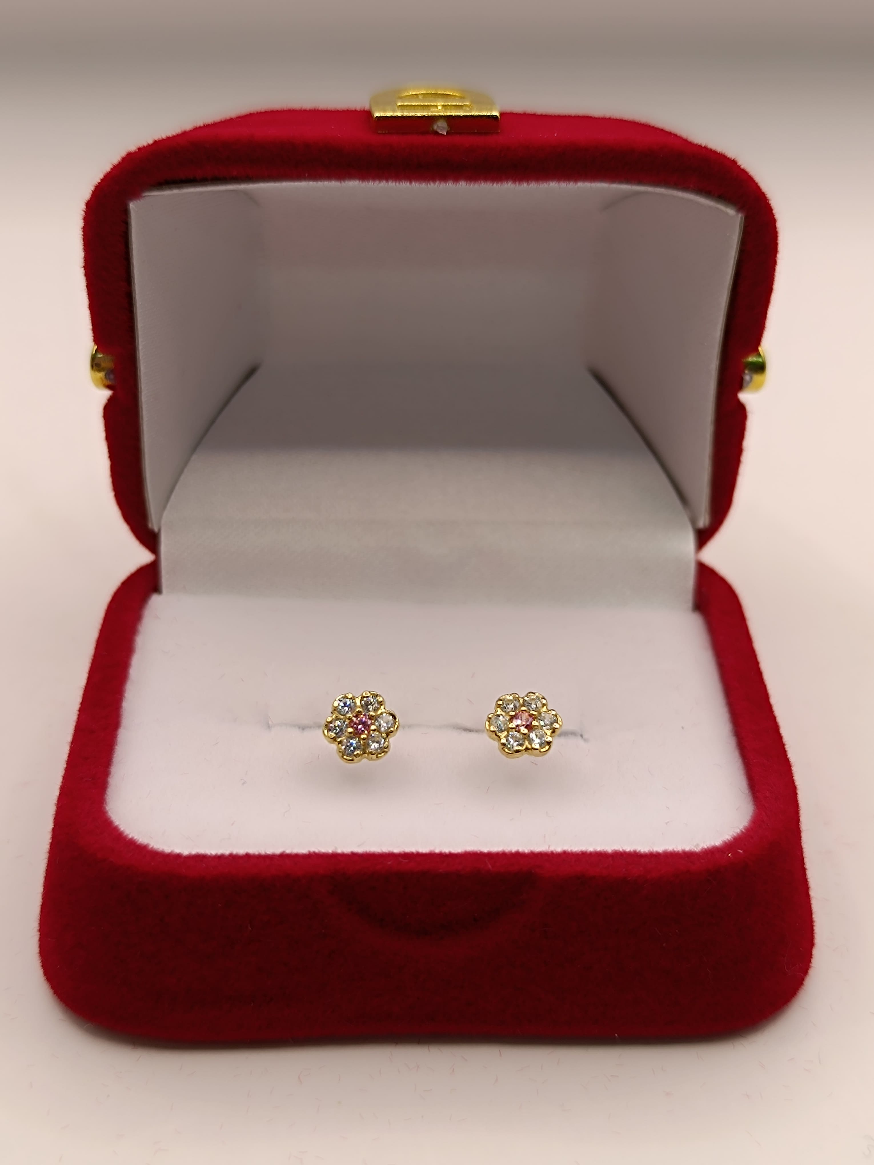 Aros flor circón y rosa de Francia 5 mm 1.2 grs de oro 18k 1