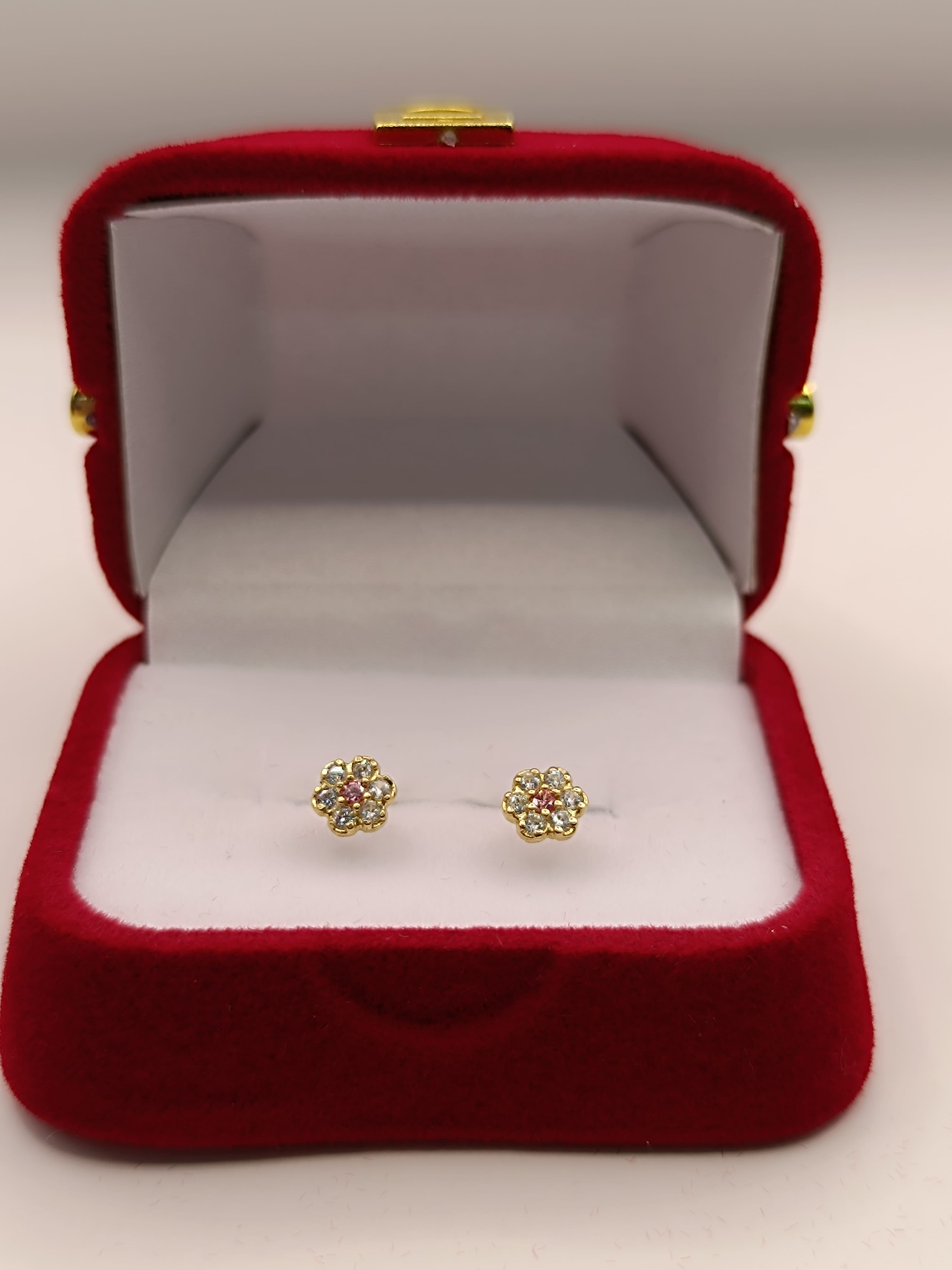 Aros flor circón y rosa de Francia 5 mm 1.2 grs de oro 18k 3