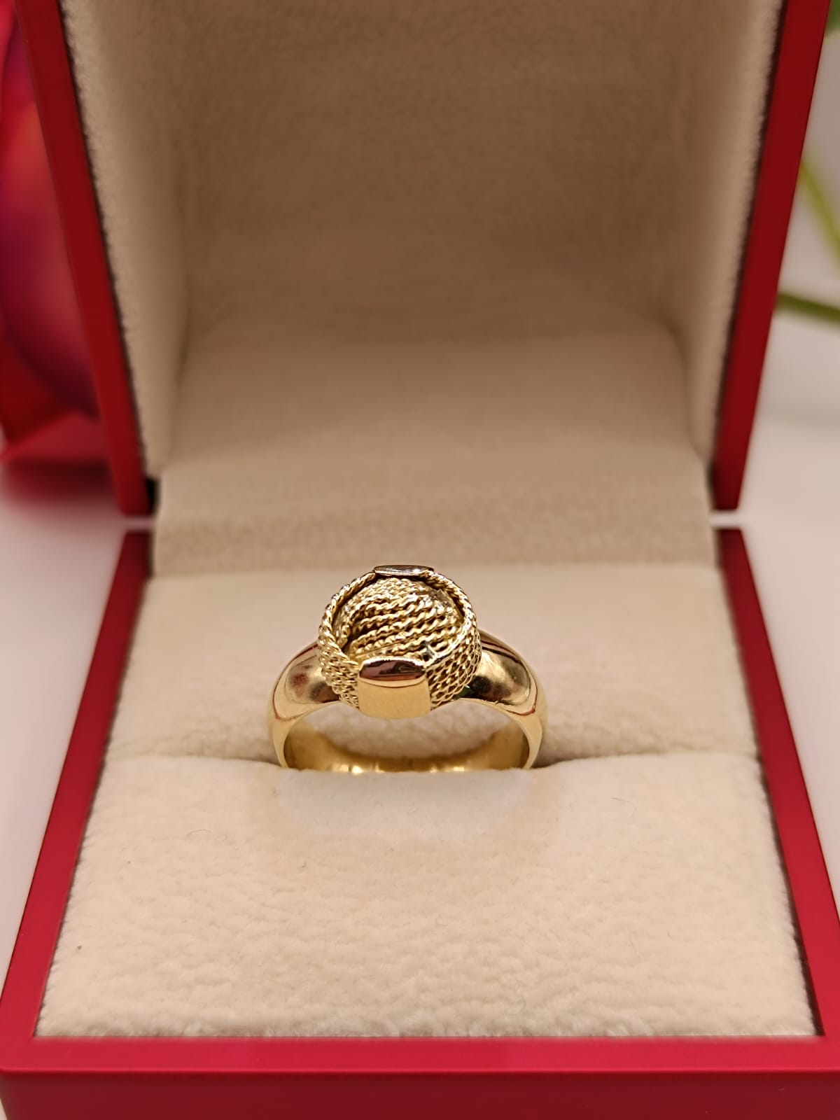 Anillo chevalier nudo 4.5 grs Oro 18k 5