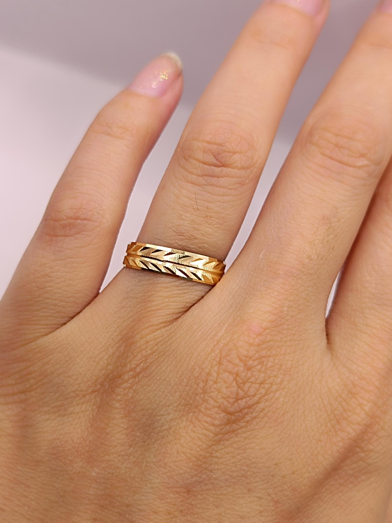 Argolla espiga 3 mm 1.5 grs Oro 18k 2