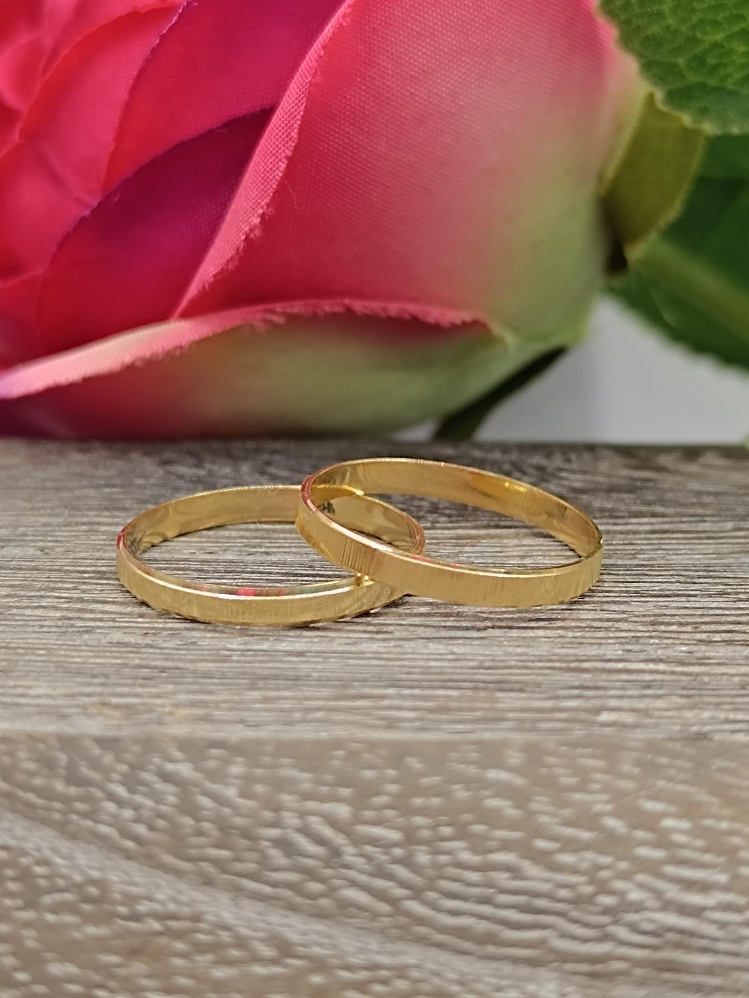 Ilusiones talladas mil rayas 2 mm 2 grs Oro 18k  4