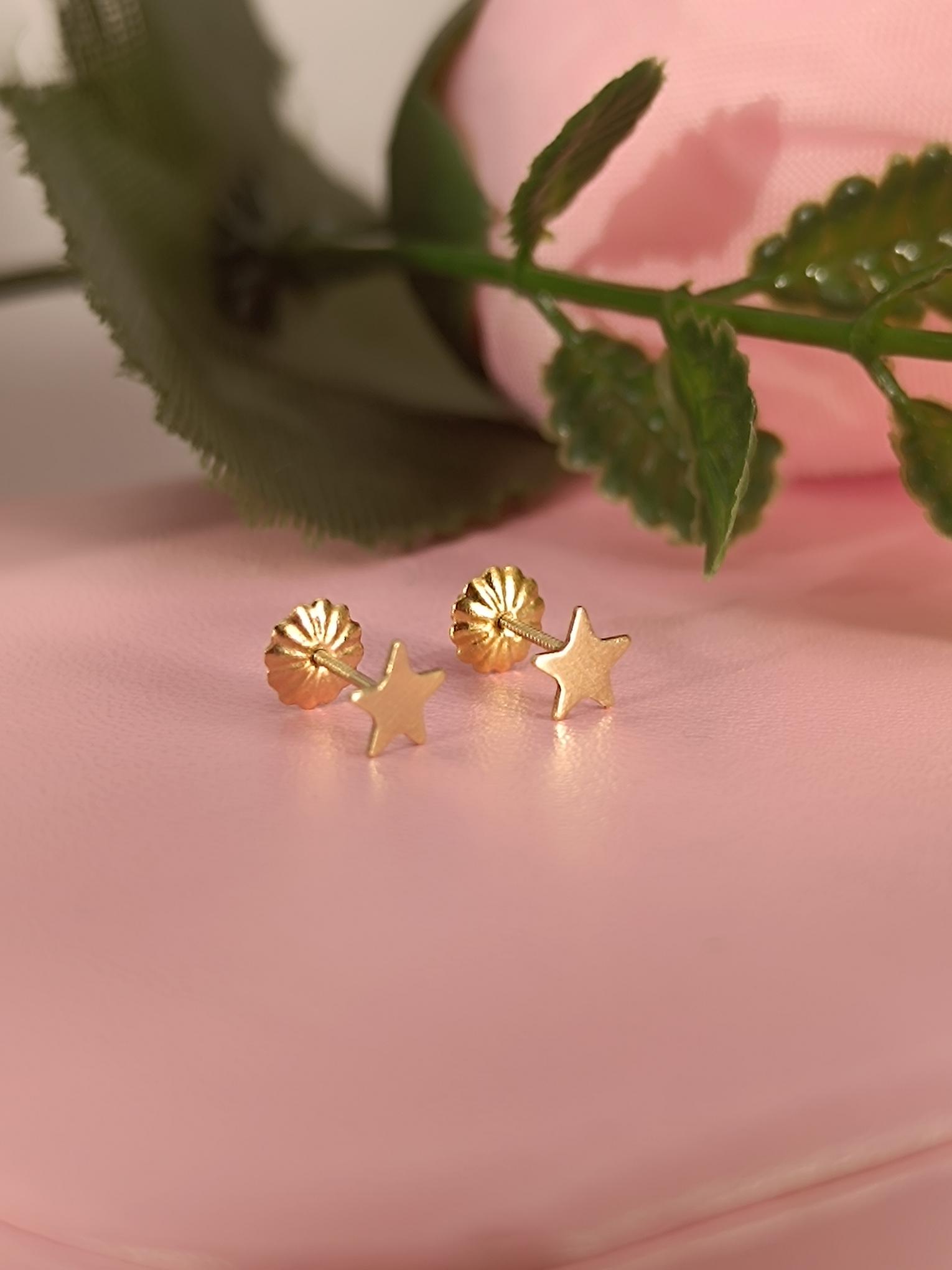 Aros estrella 4 mm 1 gr Oro 18k 1