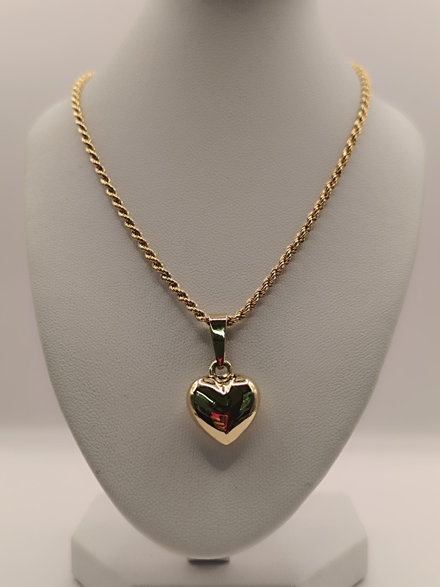 Cadena tourbillon 55 cm y corazón 21 mm 15 grs Oro 18k  4