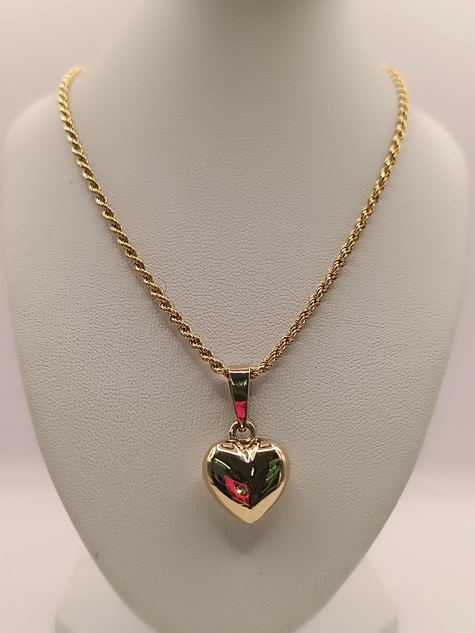 Cadena tourbillon 55 cm y corazón 21 mm 15 grs Oro 18k  5