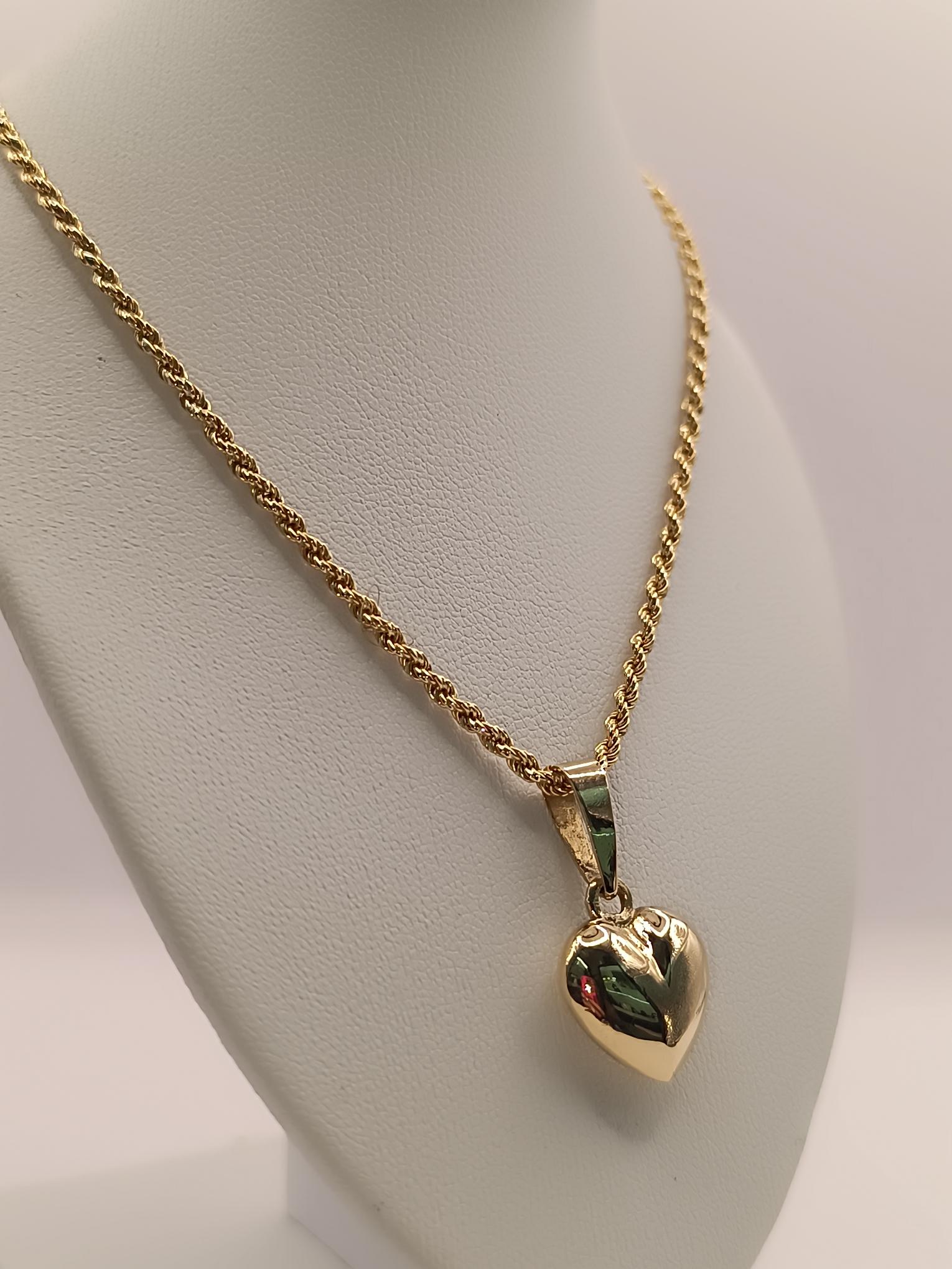 Cadena tourbillon 55 cm y corazón 21 mm 15 grs Oro 18k  6